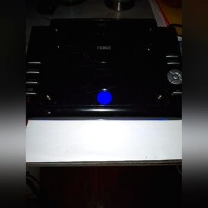 Naxa Digital CD player Am FM radio,works in good condition.